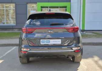 Подержанный автомобиль Kia Sportage 2018 года (6 фото)