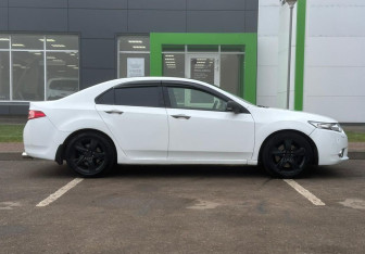 Подержанный автомобиль Honda Accord Sedan 2012 года (4 фото)