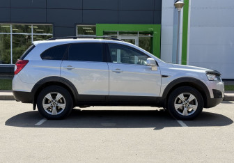 Подержанный автомобиль Chevrolet Captiva 2012 года (4 фото)