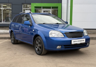 Подержанный автомобиль Chevrolet Lacetti Wagon 2011 года (3 фото)