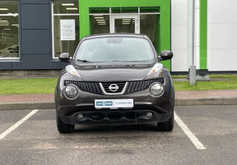Подержанный автомобиль Nissan Juke 2012 года (2 фото)