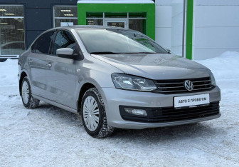 Подержанный автомобиль Volkswagen Polo Sedan 2019 года (3 фото)