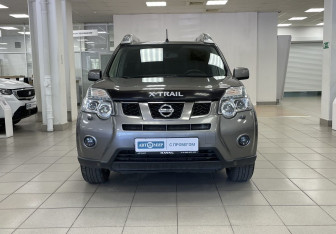 Подержанный автомобиль Nissan X-Trail 2012 года (2 фото)