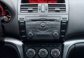 Подержанный автомобиль Mazda 6 Sedan 2010 года (14 фото)