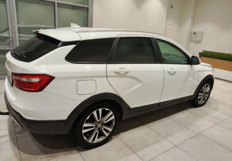 Подержанный автомобиль LADA (ВАЗ) Vesta Wagon 2020 года (7 фото)