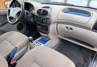 Подержанный автомобиль LADA (ВАЗ) Kalina Sedan 2010 года (11 фото)
