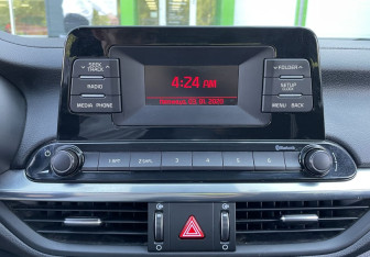 Подержанный автомобиль Kia Cerato Sedan 2018 года (13 фото)