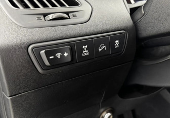 Подержанный автомобиль Hyundai ix35 2013 года (14 фото)