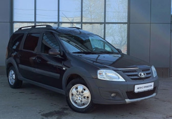 Подержанный автомобиль LADA (ВАЗ) Largus Wagon 2020 года (3 фото)