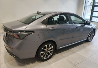 Подержанный автомобиль Omoda S5 2023 года (5 фото)