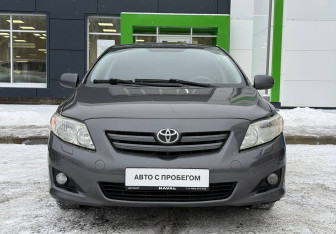 Подержанный автомобиль Toyota Corolla Sedan 2007 года (2 фото)