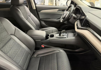 Подержанный автомобиль Haval F7 2023 года (10 фото)