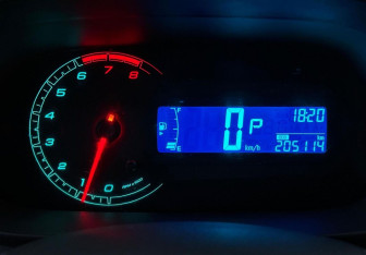 Подержанный автомобиль Chevrolet Cobalt Sedan 2013 года (12 фото)