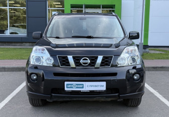 Подержанный автомобиль Nissan X-Trail 2008 года (2 фото)
