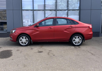 Подержанный автомобиль LADA (ВАЗ) Vesta Sedan 2016 года (7 фото)