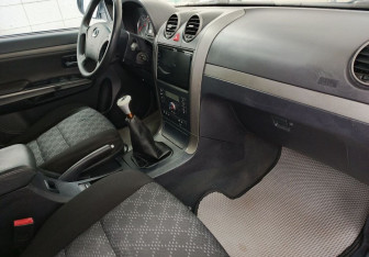 Подержанный автомобиль Great Wall Hover H3 2012 года (11 фото)