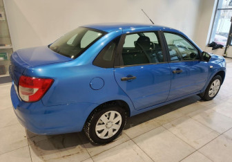 Подержанный автомобиль LADA (ВАЗ) Granta Sedan 2020 года (5 фото)