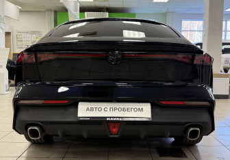 Подержанный автомобиль Changan UNI-V 2024 года (6 фото)