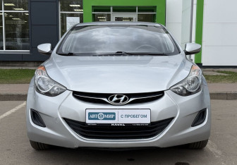 Подержанный автомобиль Hyundai Elantra Sedan 2010 года (2 фото)