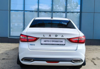 Подержанный автомобиль LADA (ВАЗ) Vesta Sedan 2023 года (7 фото)