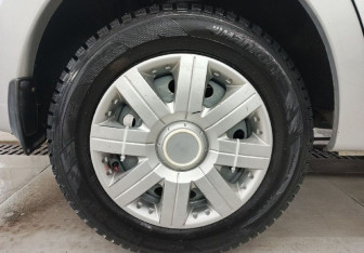 Подержанный автомобиль LADA (ВАЗ) Granta Liftback 2024 года (16 фото)