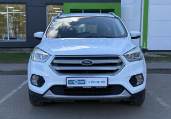 Подержанный автомобиль Ford Kuga 2018 года (2 фото)
