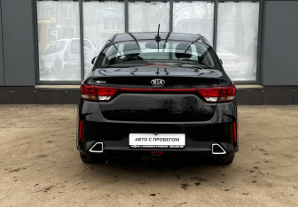 Подержанный автомобиль Kia Rio Sedan 2021 года (6 фото)