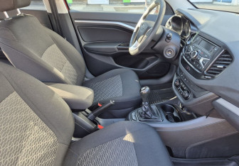 Подержанный автомобиль LADA (ВАЗ) Vesta Sedan 2020 года (10 фото)