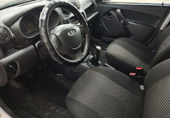Подержанный автомобиль LADA (ВАЗ) Granta Sedan 2017 года (13 фото)