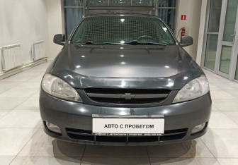 Подержанный автомобиль Chevrolet Lacetti Hatchback 2012 года (2 фото)