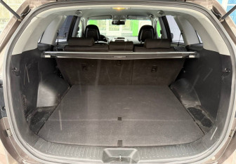 Подержанный автомобиль Kia Sorento 2015 года (18 фото)