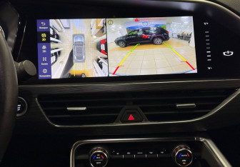 Подержанный автомобиль Geely Tugella 2023 года (14 фото)