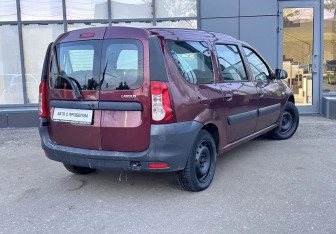 Подержанный автомобиль LADA (ВАЗ) Largus Wagon 2014 года (4 фото)