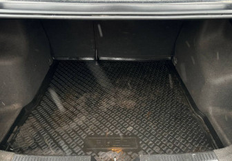 Подержанный автомобиль Chevrolet Aveo Sedan 2013 года (15 фото)