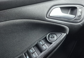 Подержанный автомобиль Ford Focus Wagon 2018 года (16 фото)