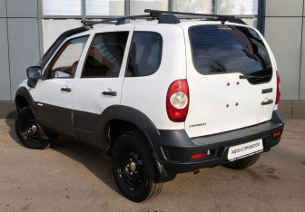 Подержанный автомобиль Chevrolet Niva 2013 года (4 фото)