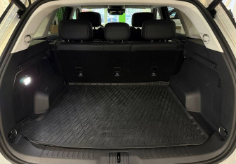 Подержанный автомобиль Jaecoo J7 2024 года (20 фото)