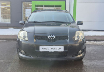 Подержанный автомобиль Toyota Auris Hatchback 2007 года (2 фото)