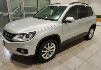 Подержанный автомобиль Volkswagen Tiguan 2014 года (5 фото)