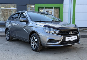 Подержанный автомобиль LADA (ВАЗ) Vesta Wagon 2020 года (3 фото)