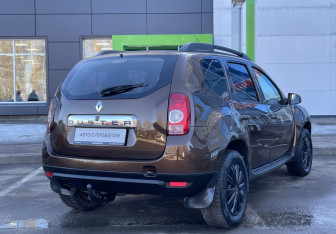 Подержанный автомобиль Renault Duster 2012 года (5 фото)