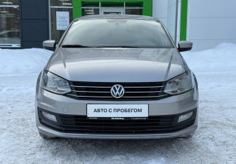 Подержанный автомобиль Volkswagen Polo Sedan 2019 года (2 фото)