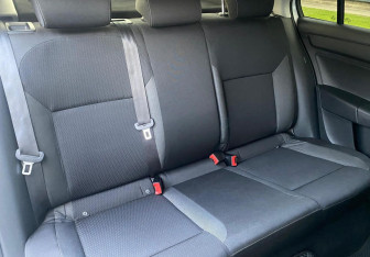 Подержанный автомобиль Skoda Rapid Liftback 2014 года (11 фото)