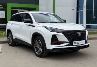 Подержанный автомобиль Changan CS75PLUS 2023 года (3 фото)