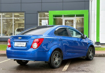 Подержанный автомобиль Chevrolet Aveo Sedan 2013 года (4 фото)