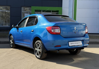 Подержанный автомобиль Renault Logan Sedan 2018 года (7 фото)