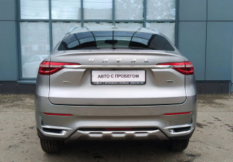 Подержанный автомобиль Haval F7x 2020 года (8 фото)
