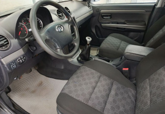 Подержанный автомобиль Great Wall Hover H3 2012 года (9 фото)