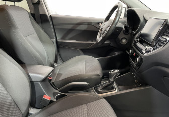 Подержанный автомобиль Hyundai Solaris Sedan 2020 года (10 фото)