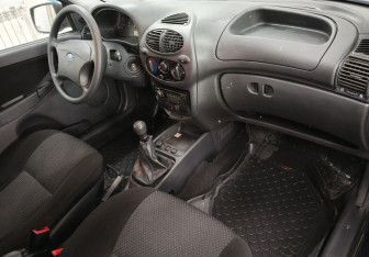 Подержанный автомобиль LADA (ВАЗ) Kalina Wagon 2012 года (9 фото)